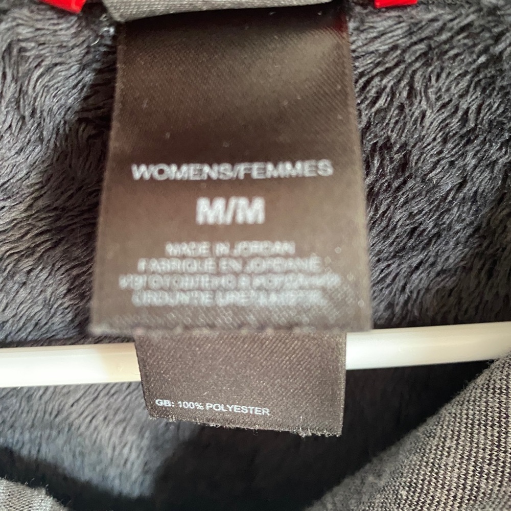 North Face Womens black pullover - Picture 4 of 4